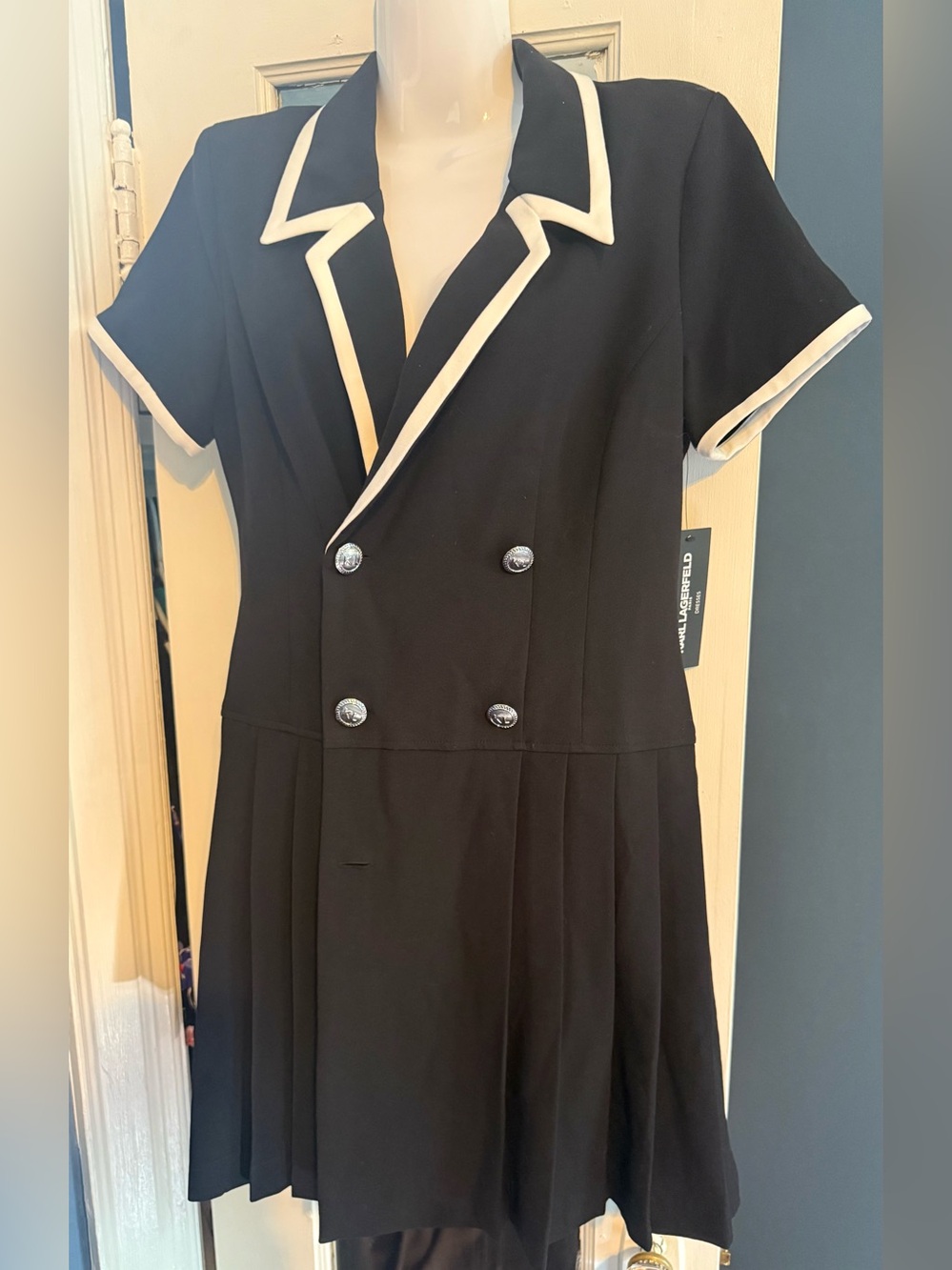 Karl Lagerfeld Paris Double Breasted Pleated Accent Blazer Dress NWT 4